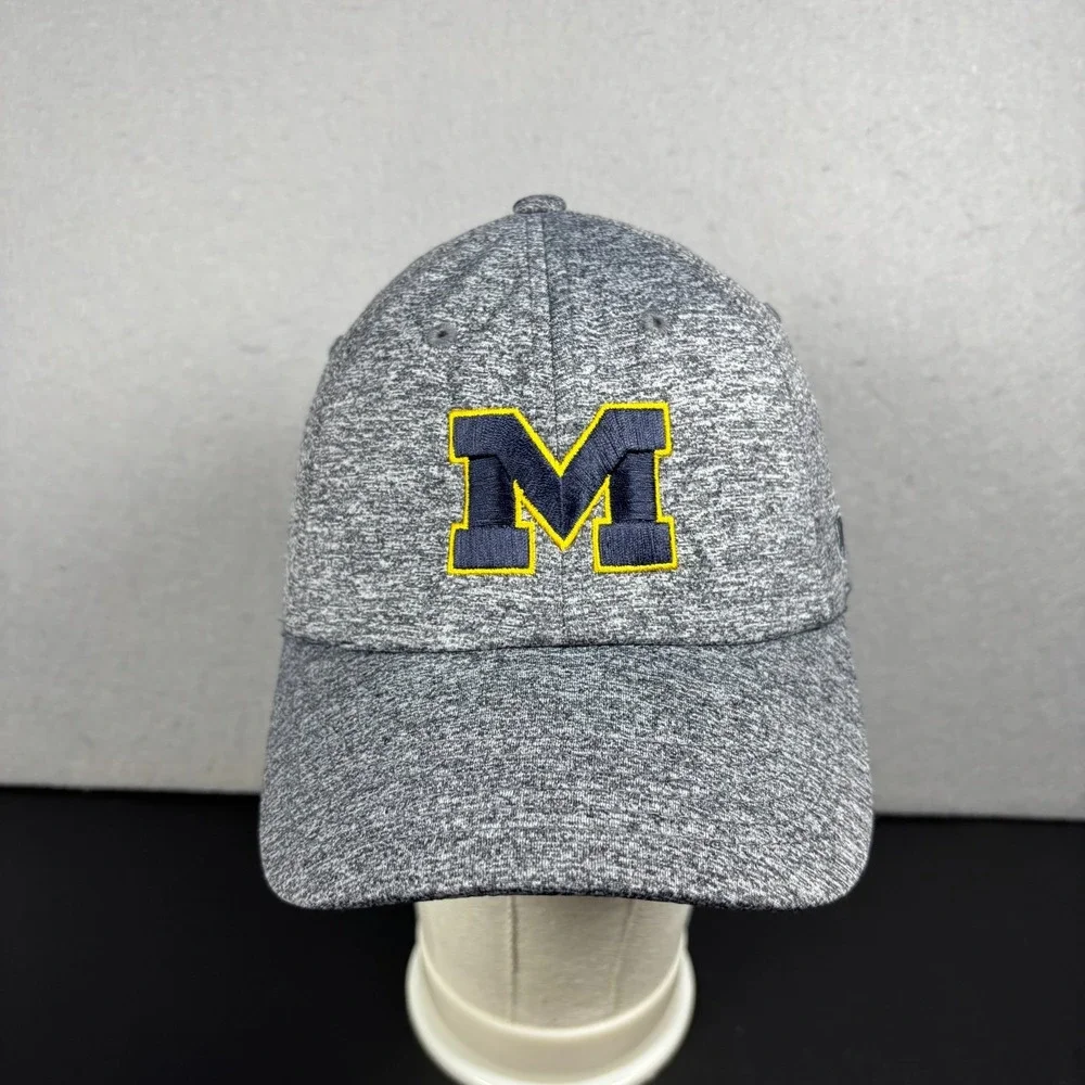Top of the World Michigan Wolverines NCAA Hat Gray Heather Strapback Classic
